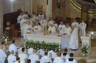 Homilia Ojca Świętego Franciszka: podczas Mszy św. z kapłanami, zakonnicami i zakonnikami, świeckimi konsekrowanymi i seminarzystami